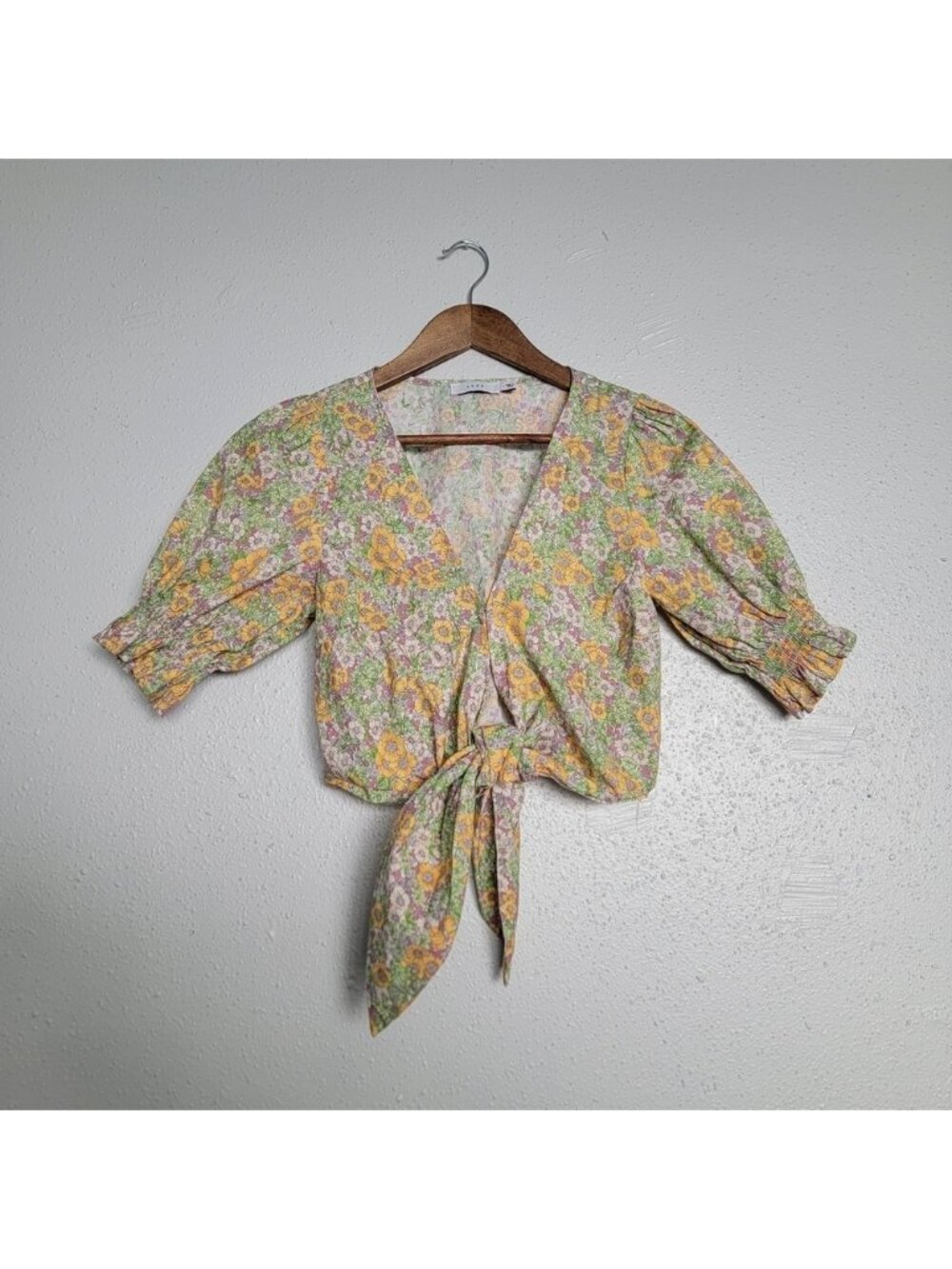 Floral Tie Front Crop Top